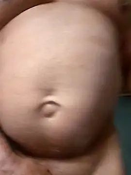 Snapshot of DriedupPharos chatting on 03-08-26, 02:04 DriedupPharos online show from 03-08-26, 02:04