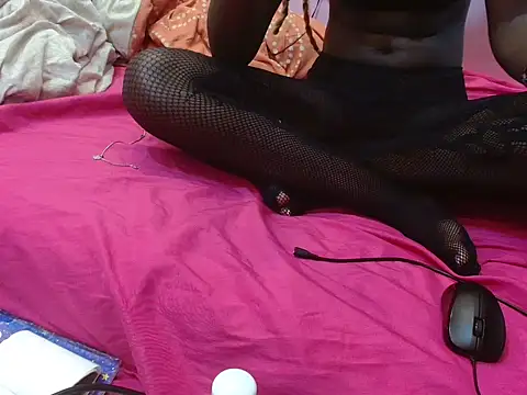 samkelo2013 online show from 02-17-26, 11:07