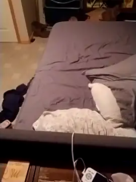 kallme1tee95 online show from 02-26-26, 04:44