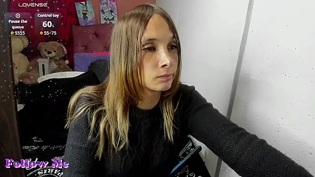 Tiffanny bunny97 online show from 04-16-26, 11:07