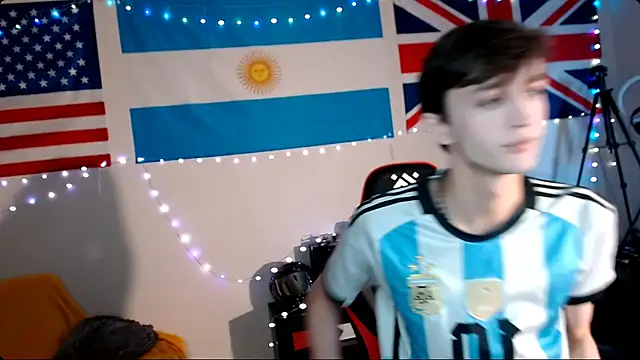 John Meow online show from 03-12-26, 01:06