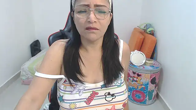 Snapshot of vintoria_1 chatting on 08-04-26, 04:59 vintoria 1 online show from 08-04-26, 04:59