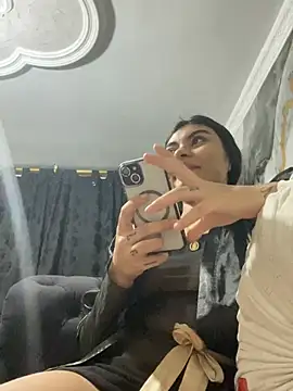 eimmy  skinny online show from 04-19-26, 02:11