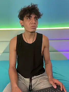 abrilandjulian online show from 03-24-26, 11:48