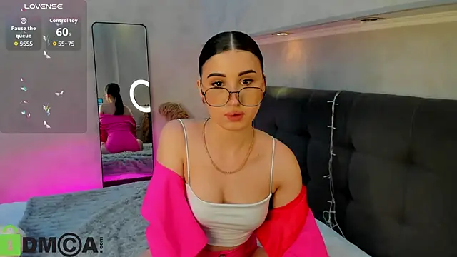 Emily Lews online show from 03-27-26, 09:10