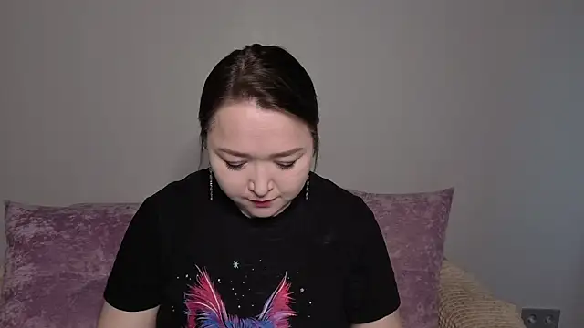 Daina waga online show from 03-23-26, 01:31