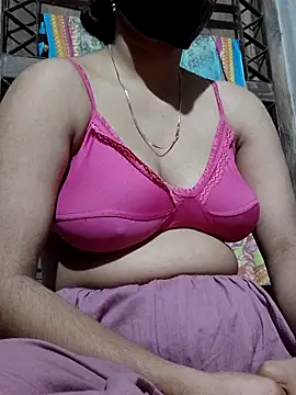 Snapshot of tanisha-me chatting on 03-15-26, 12:05 tanisha-me online show from 03-15-26, 12:05