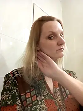 SusanGold9211 online show from 03-04-26, 11:49