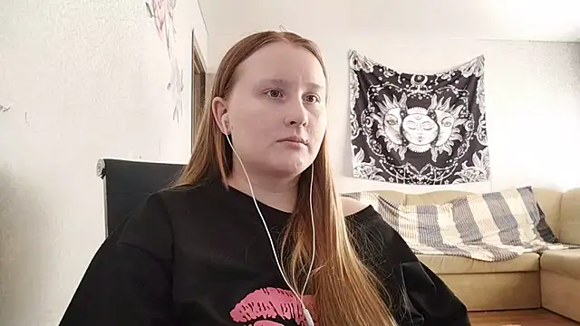 AnikaLipps online show from 04-21-26, 03:28