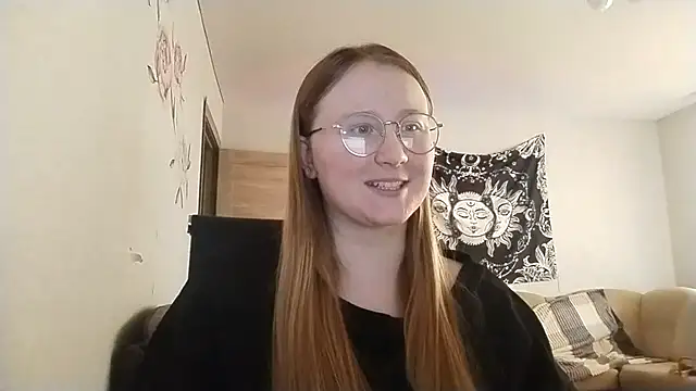 AnikaLipps online show from 04-25-26, 01:41