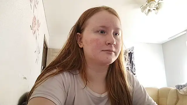 AnikaLipps online show from 06-06-26, 04:01