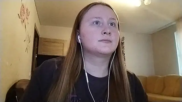 Snapshot of AnikaLipps chatting on 07-29-26, 03:15 AnikaLipps online show from 07-29-26, 03:15