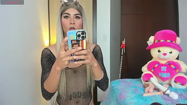 alisoondrean  online show from 02-20-26, 12:38