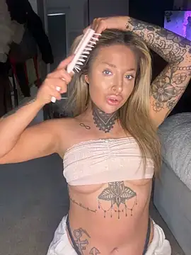 Summerwestt online show from 02-22-26, 03:54