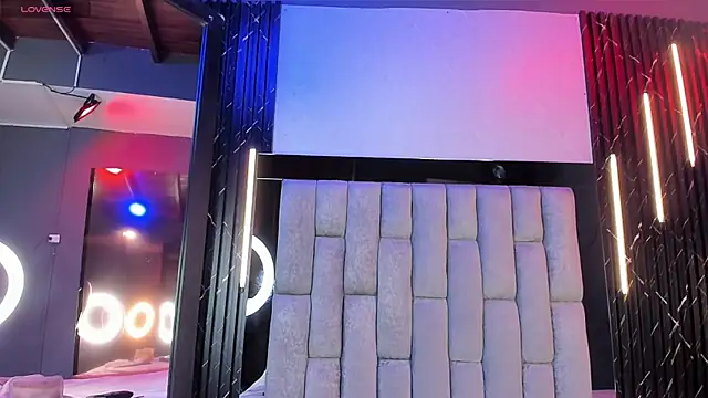 CamilaParisi online show from 04-25-26, 11:57