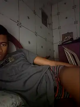 Snapshot of jujubinha1028 chatting on 02-24-26, 02:20 jujubinha1028 online show from 02-24-26, 02:20