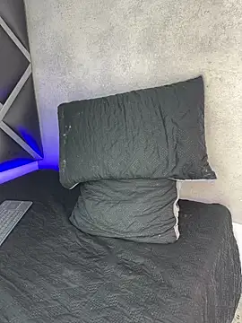 Lucian-greyy online show from 02-20-26, 03:14