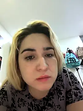 violet-grey online show from 04-16-26, 01:39