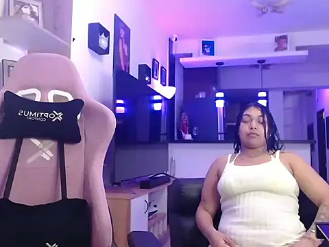 Snapshot of The_Wicked_Queens chatting on 02-16-26, 05:47 The Wicked Queens online show from 02-16-26, 05:47