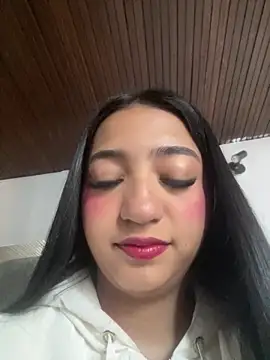 Daniela Pink online show from 04-22-26, 11:45