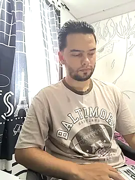 Snapshot of angel_leon01 chatting on 02-18-26, 06:15 angel leon01 online show from 02-18-26, 06:15