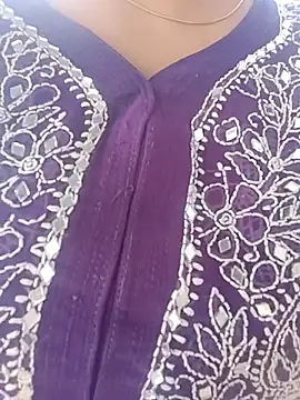 Snapshot of taniya0 chatting on 06-20-26, 11:57 taniya0 online show from 06-20-26, 11:57