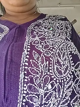 taniya0 online show from 07-09-26, 04:38