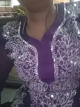 taniya0 online show from 08-01-26, 04:06