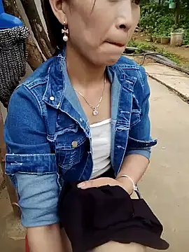 Thobaby112 online show from 04-21-26, 01:42