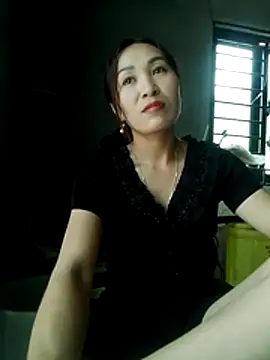 Snapshot of Thobaby112 chatting on 05-16-26, 12:51 Thobaby112 online show from 05-16-26, 12:51