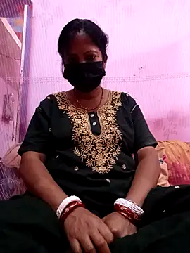 Snapshot of Hot_Rupa5225 chatting on 03-28-26, 06:07 Hot Rupa5225 online show from 03-28-26, 06:07