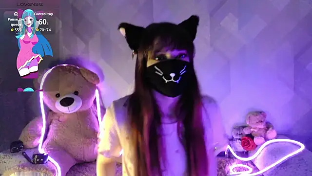 llonaMask online show from 03-04-26, 05:57