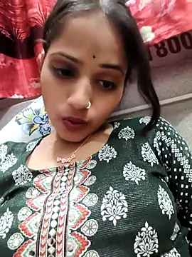 Snapshot of samayra1144 chatting on 02-20-26, 06:30 samayra1144 online show from 02-20-26, 06:30