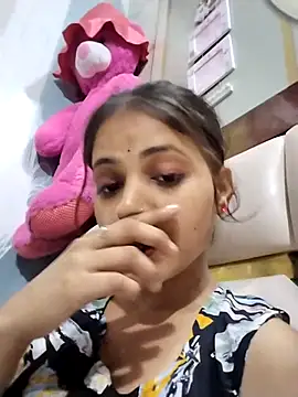 samayra1144 online show from 04-22-26, 10:22