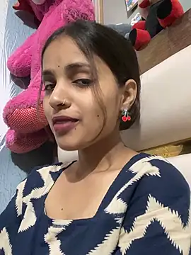 Snapshot of samayra1144 chatting on 06-04-26, 10:21 samayra1144 online show from 06-04-26, 10:21
