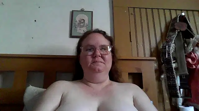 naughty queen1 online show from 05-10-26, 07:19