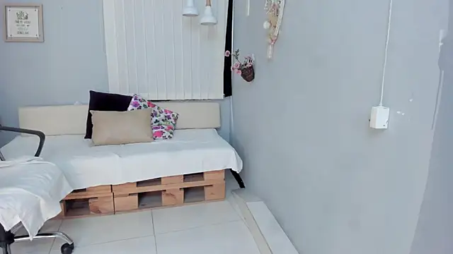 Amber Novoa online show from 03-05-26, 12:34