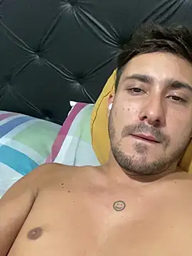 Snapshot of Heytincho chatting on 02-18-26, 09:27 Heytincho online show from 02-18-26, 09:27