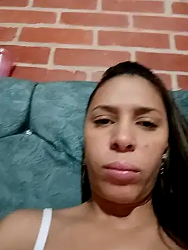 kiki milu online show from 04-01-26, 04:57