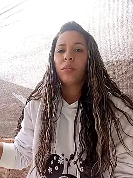 kiki milu online show from 04-26-26, 02:26