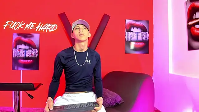 BOYS PLAY online show from 03-15-26, 01:06