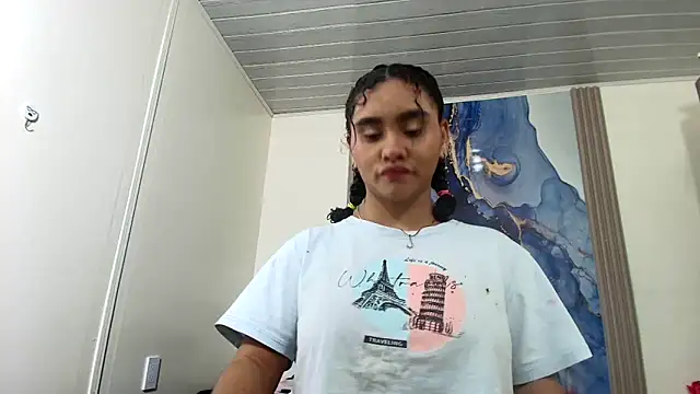 raven robin  online show from 04-28-26, 03:11