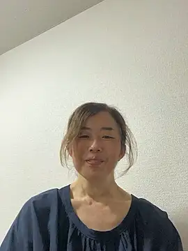 Snapshot of hanaworld chatting on 04-30-26, 02:12 hanaworld online show from 04-30-26, 02:12