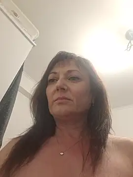 SaraGina online show from 04-24-26, 08:44