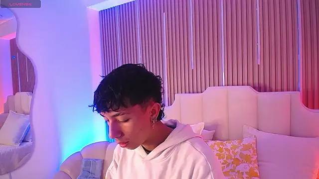 Aiden Rivers  online show from 03-06-26, 12:45