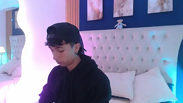 Aiden Rivers  online show from 04-03-26, 12:47