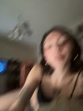 FrutillitaXX online show from 02-26-26, 06:12