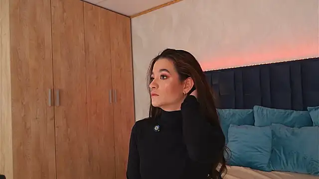 LucyDeLuca online show from 03-13-26, 04:08