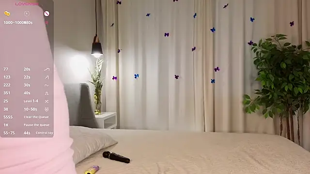 IeshaBurow online show from 02-23-26, 01:47