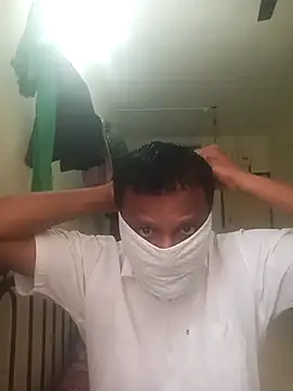 hunk man online show from 02-21-26, 12:17